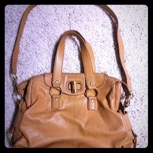 Yvessaintlaurent bono bag